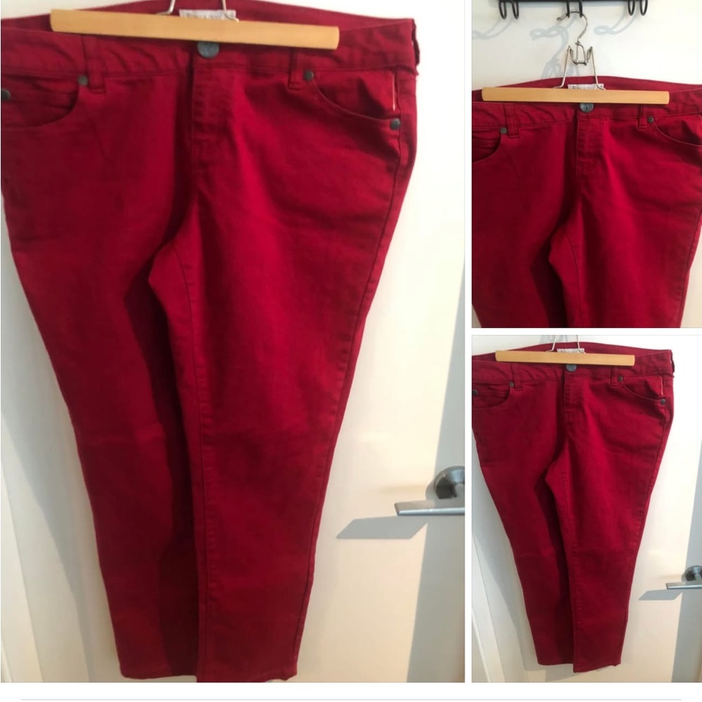 5/$20 Revolution by Rickis 10 (10-12 Fit)